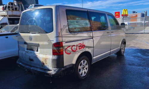 vw-kombie-t5-1.9-Diesel (3)